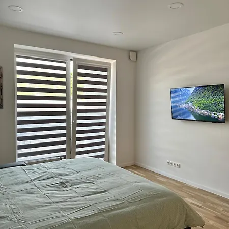 Apartment Brand New Ozo Life 2 *